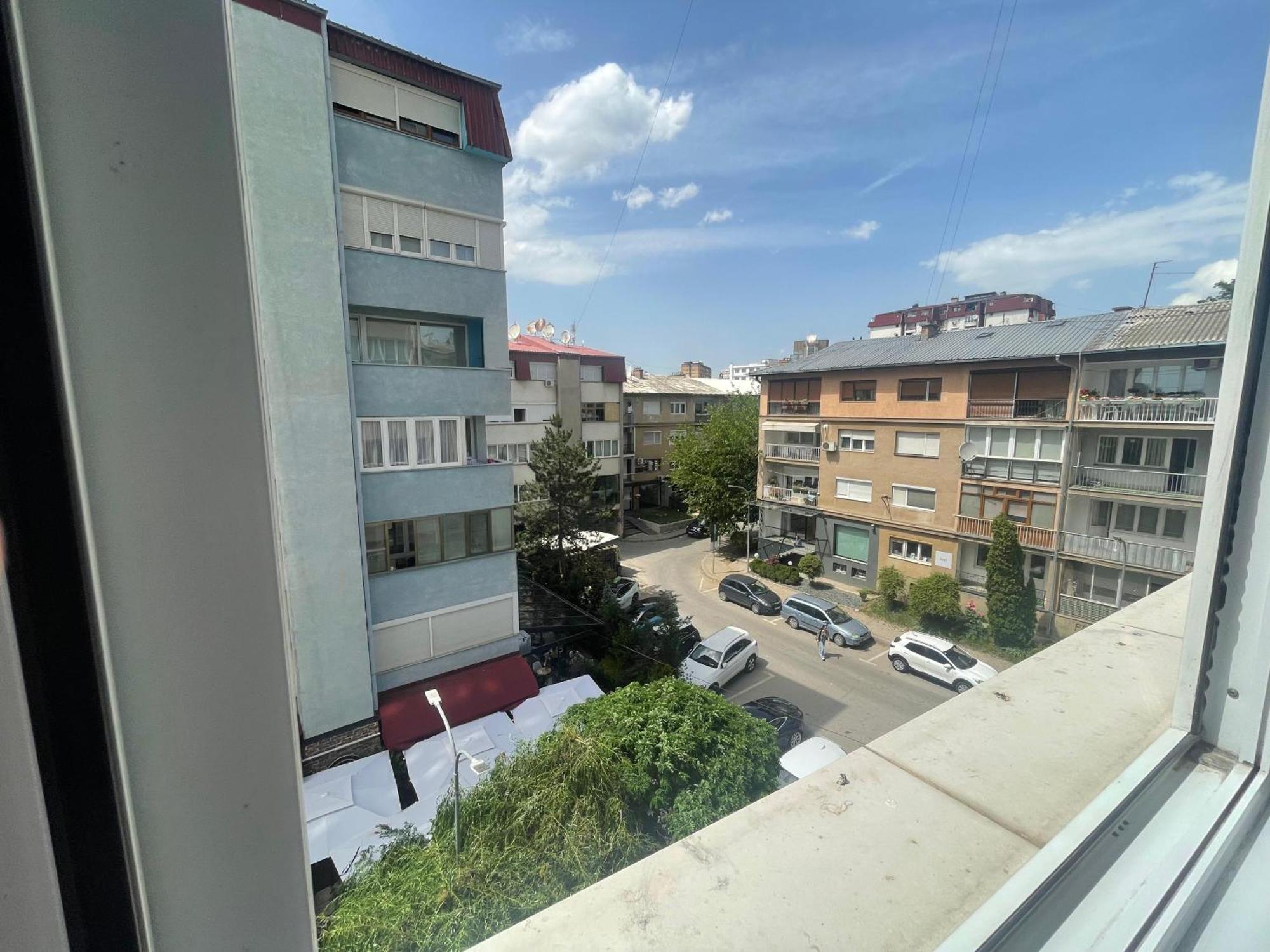 Shesh Hostel Приштина Экстерьер фото