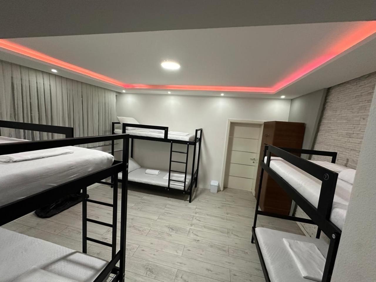 Shesh Hostel Приштина Экстерьер фото
