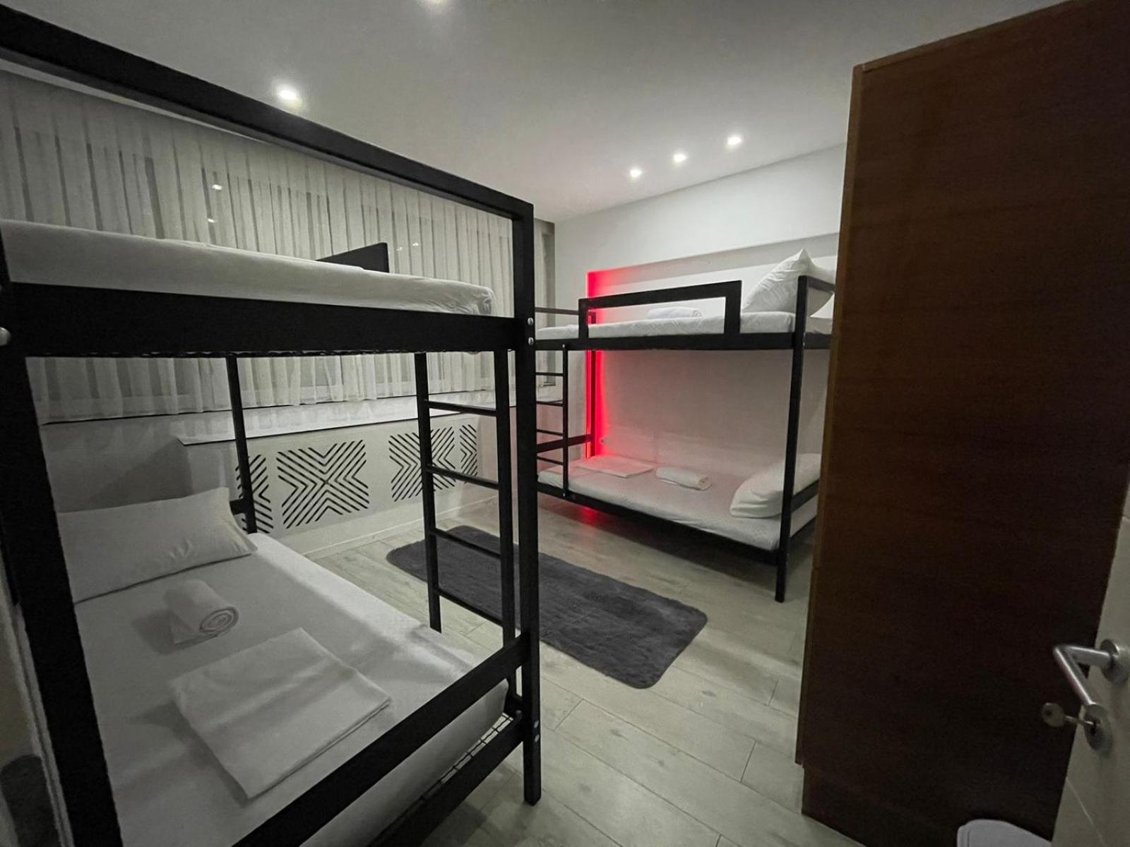 Shesh Hostel Приштина Экстерьер фото